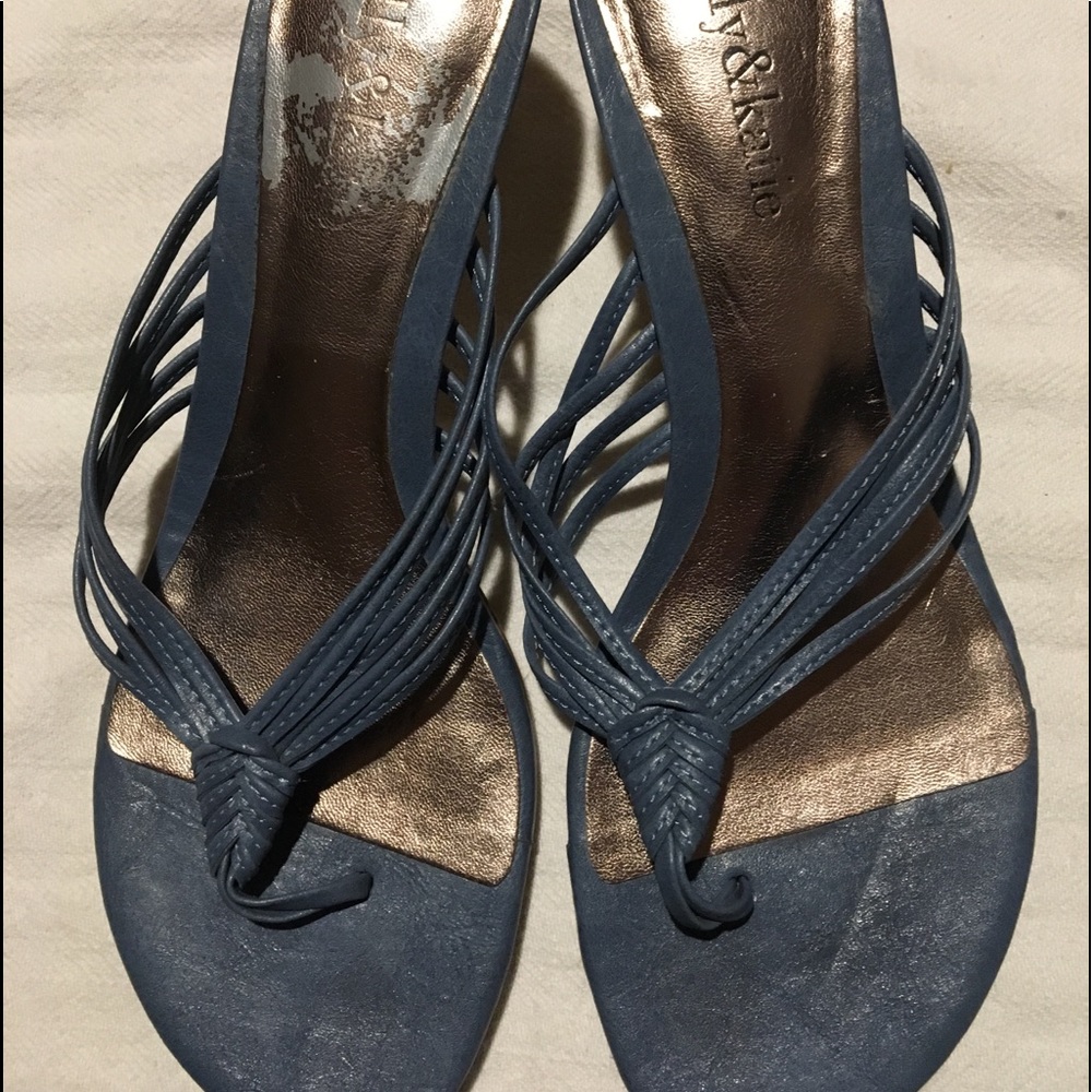 Soft blue Kelly & Katie Sandals, Size 6.5